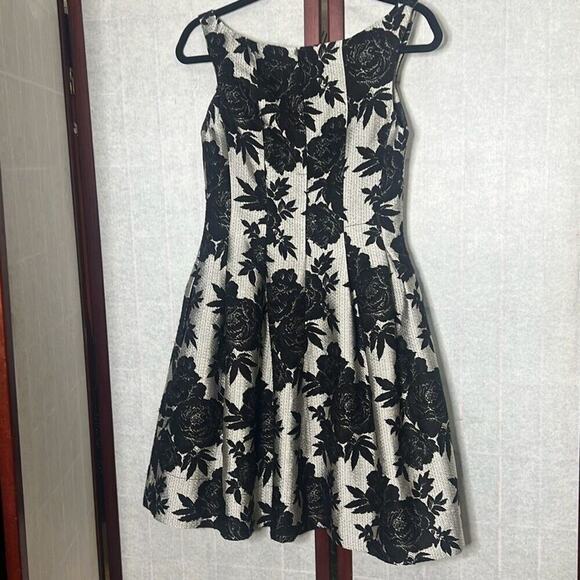 Jill Jill Stuart Womens Floral Jacquard Fit & Flare Knee Length Dress Black Size - Picture 2 of 6